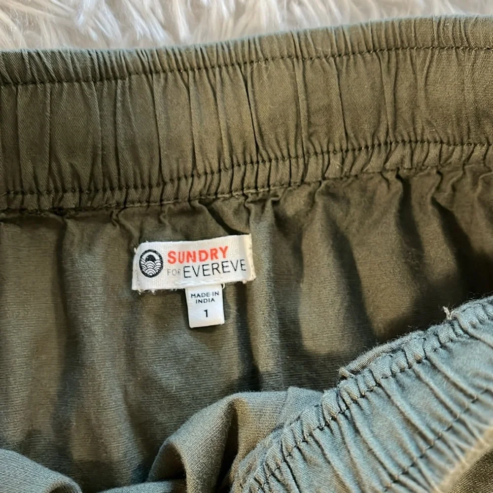 Sundry For Everyone daytime skirt with pockets Size 1